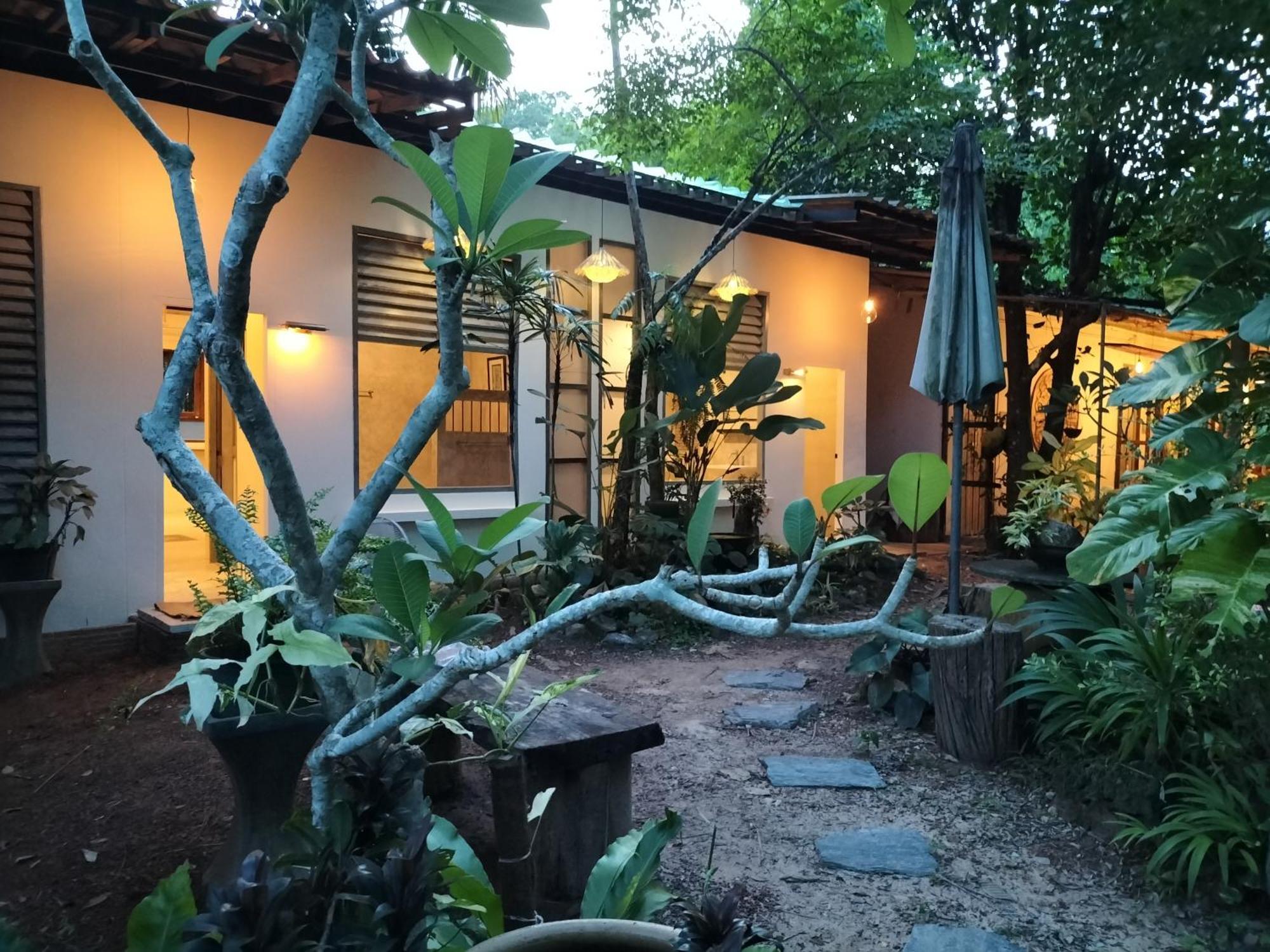 Baan Hotelier Resort Trat Buitenkant foto