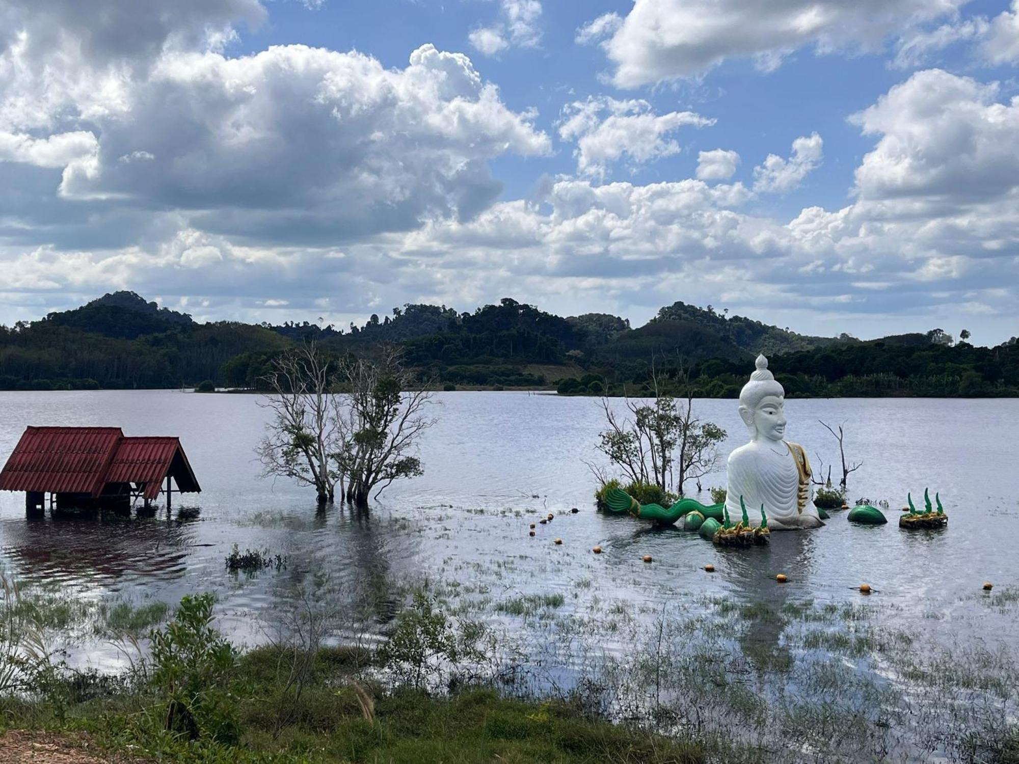 Baan Hotelier Resort Trat Buitenkant foto